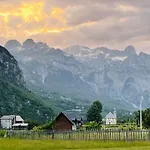 Thethi View Szálloda Gjelaj